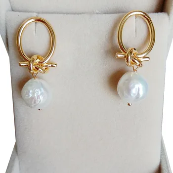 AUKŠTOS KOKYBĖS PERLŲ AUSKARAI,100% pobūdžio gėlavandenių perlų auskarai ,AA baroko perlas,100% 925 sidabro kablys,populiariausi auskarai